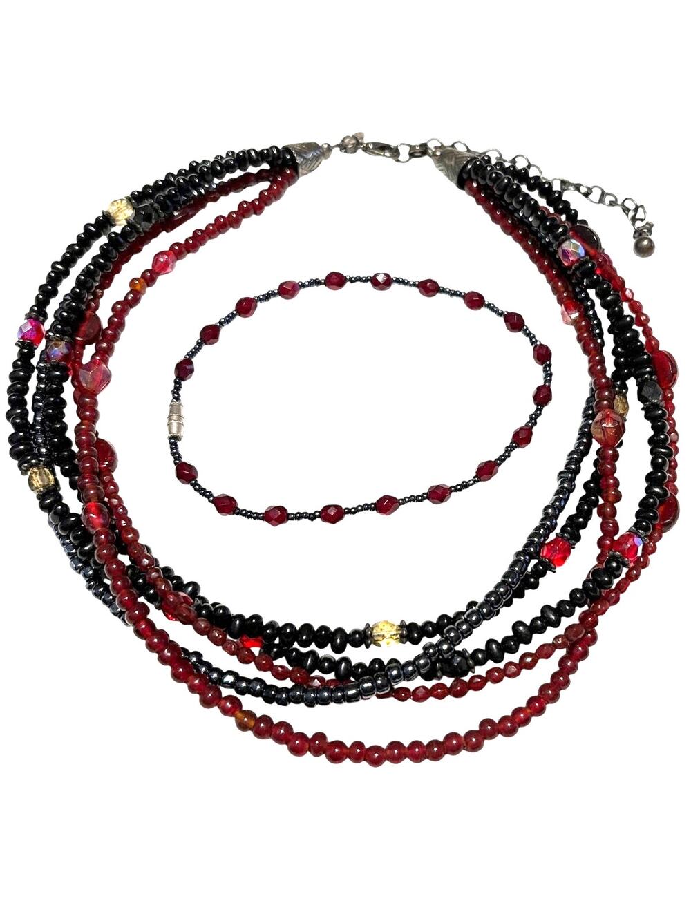 Chicos Black Red Beaded Jewelry Set Multi Strand Necklace Bracelet Sparkle